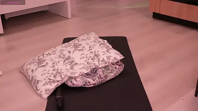 evaahothead online show from February 23, 2025, 5:39 pm