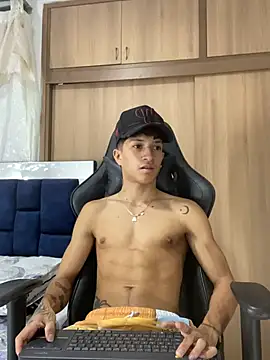  CamiloBass online show from February 1, 2026, 1:04 am