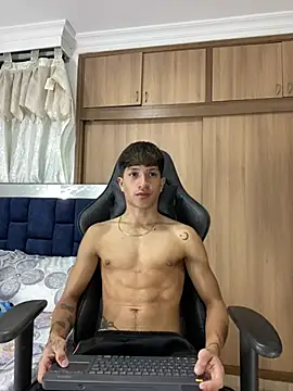  CamiloBass online show from February 7, 2026, 1:35 am