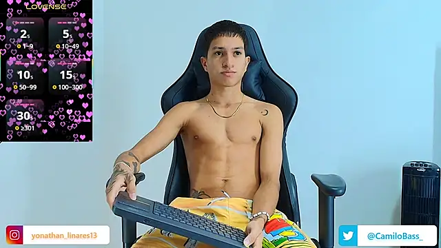  CamiloBass online show from October 13, 2025, 7:48 pm