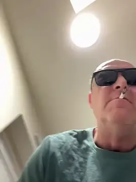 Cockhardhelp online show from March 15, 2025, 1:41 am