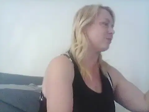 burrkitty online show from December 8, 2024, 12:13 am