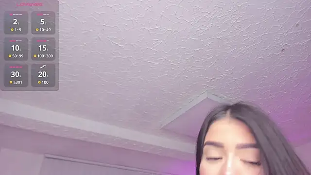 amelie jhons online show from March 10, 2025, 8:12 pm