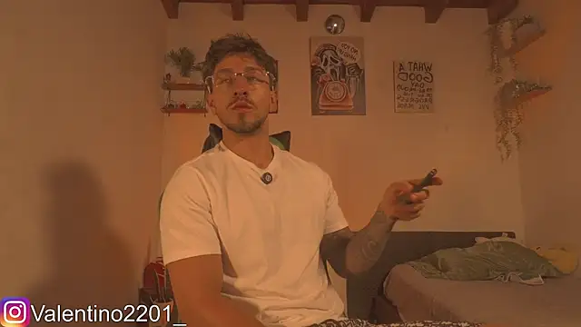 Valentino Xander online show from June 24, 2026, 11:13 pm