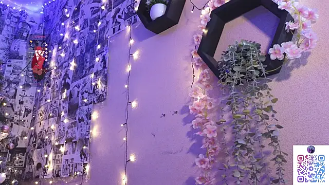 hikmurr online show from March 12, 2025, 8:52 pm