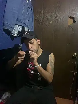 YouBad boy31 online show from December 21, 2024, 5:36 am