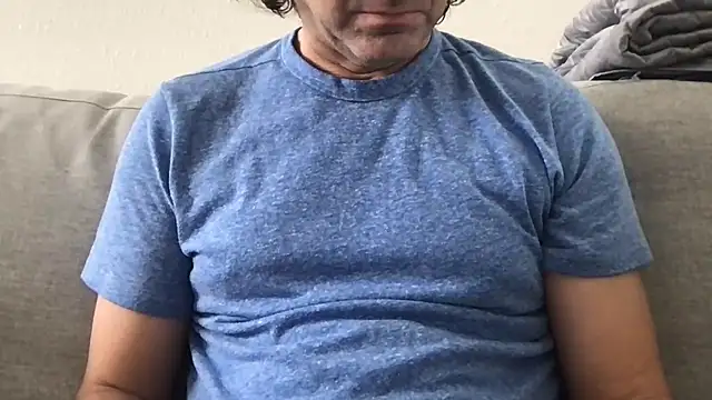 costanza7070 online show from March 16, 2025, 9:47 pm