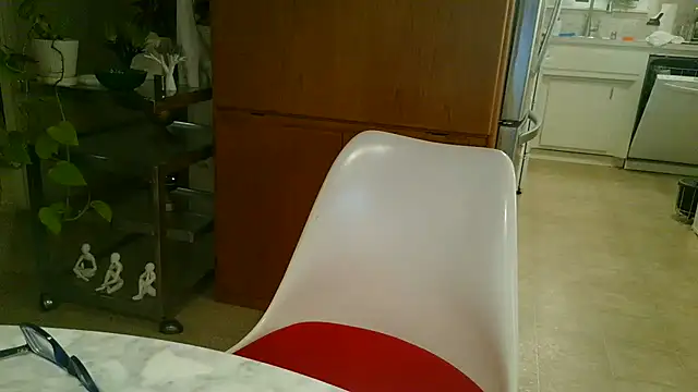 costanza7070 online show from February 25, 2025, 7:09 am