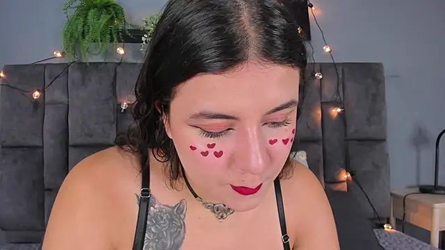 EngelStone online show from October 31, 2025, 5:31 pm