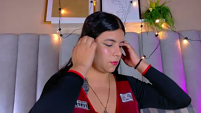 EngelStone online show from October 10, 2025, 7:25 pm