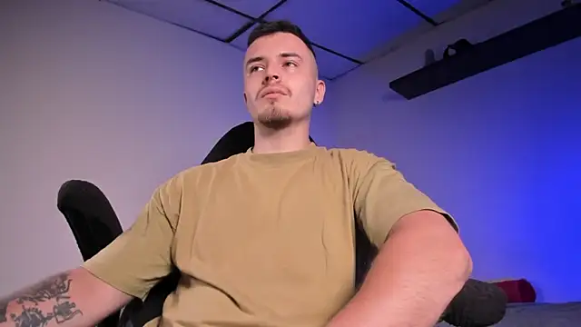 james connor2 online show from April 23, 2026, 7:04 pm