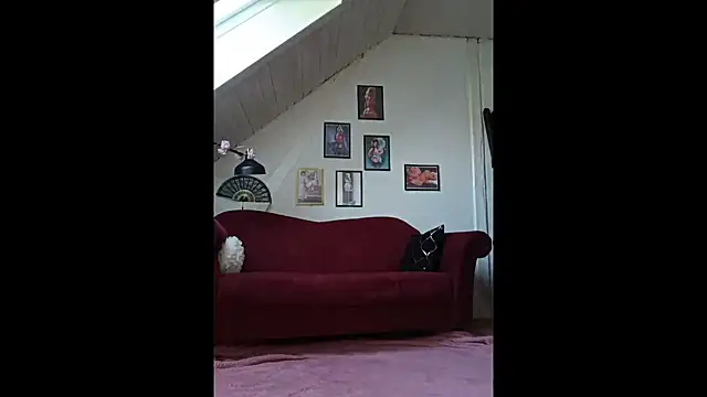 GinaBlonde online show from March 6, 2025, 8:30 am