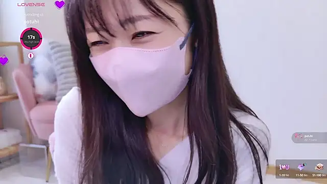 meg 0901 online show from February 25, 2025, 11:48 pm