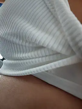 Izabella Bella online show from March 17, 2025, 8:18 am