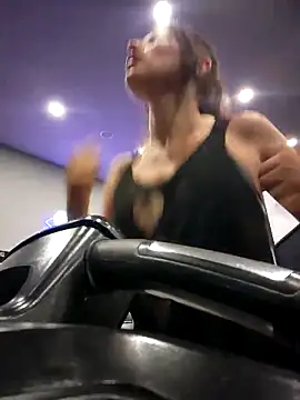 Izabella Bella online show from September 19, 2025, 2:21 pm