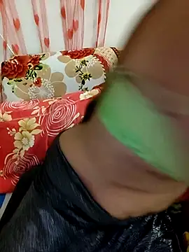 sexy-mohini online show from September 20, 2025, 6:29 am