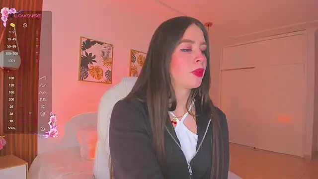 TiffanyWright online show from March 7, 2025, 12:45 pm