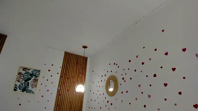 TiffanyWright online show from March 3, 2026, 1:29 pm