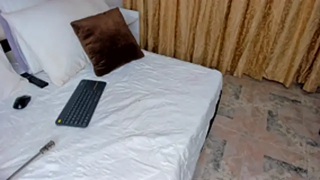 CintiaVega online show from November 6, 2025, 11:36 am