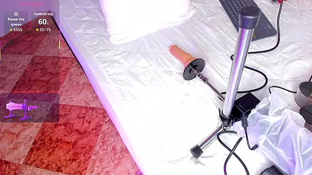 CintiaVega online show from November 13, 2025, 12:53 pm