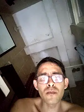 VL25DN26 online show from October 29, 2025, 3:27 am