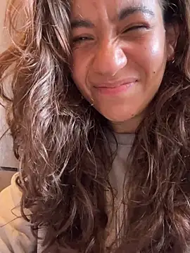 ValeriEvan online show from March 9, 2025, 4:22 pm