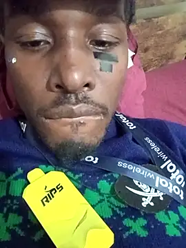 BlackD4uxo online show from October 17, 2025, 6:39 am