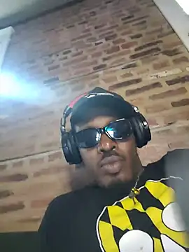 BlackD4uxo online show from July 11, 2026, 8:42 pm
