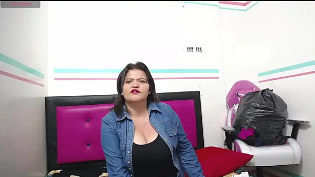 kambelroche online show from January 14, 2026, 12:09 pm