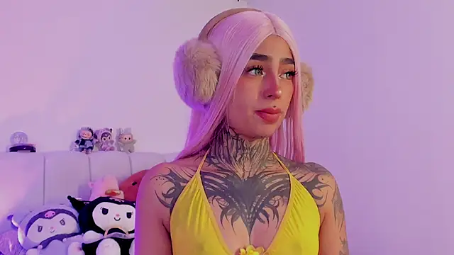 shadowcatt  online show from September 25, 2025, 7:09 pm