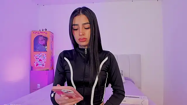 shadowcatt  online show from September 18, 2025, 11:57 am