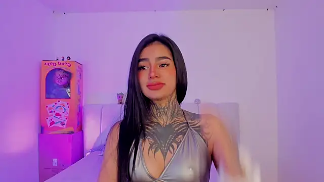 shadowcatt  online show from September 14, 2025, 5:02 pm