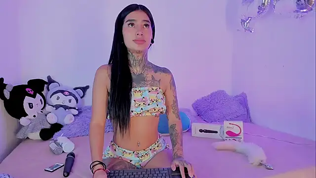 shadowcatt  online show from January 28, 2025, 7:10 pm