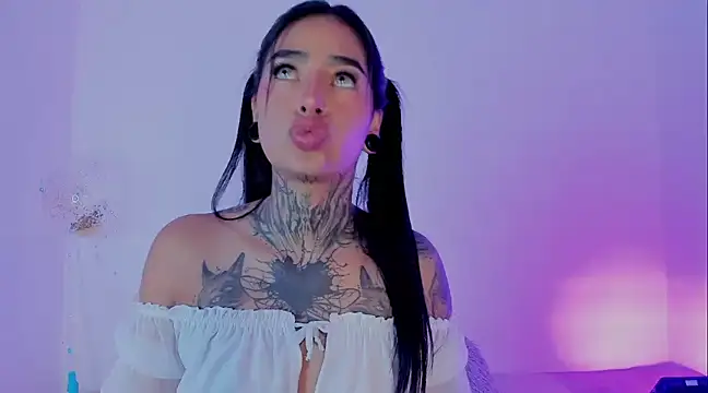 shadowcatt  online show from January 5, 2025, 12:52 am