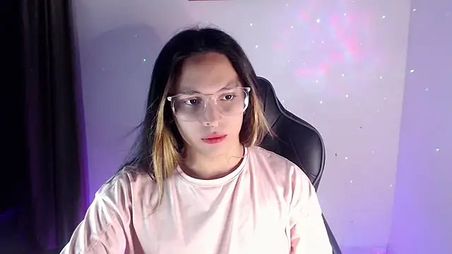 alexaryderr online show from February 14, 2025, 4:04 am