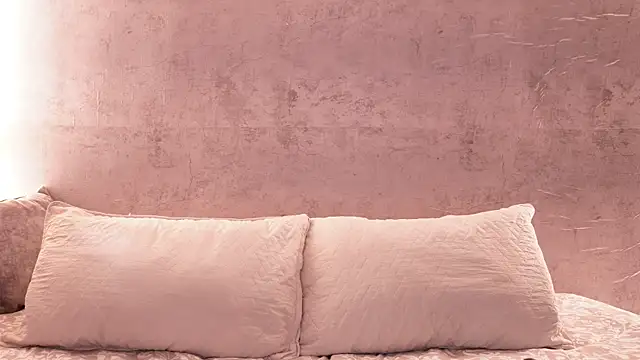 Nicky and Blake online show from October 3, 2025, 6:42 pm