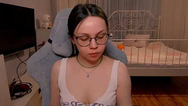 Vanessa tk online show from March 16, 2025, 3:06 pm