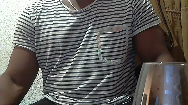 Snapshot of mmoiblack chatting on October 18, 2025, 12:40 pm mmoiblack online show from October 18, 2025, 12:40 pm