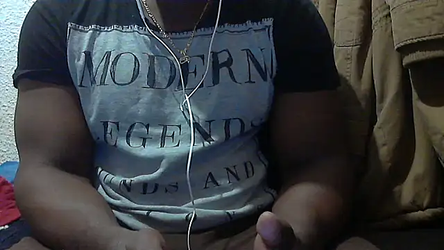 Snapshot of mmoiblack chatting on November 14, 2025, 12:14 am mmoiblack online show from November 14, 2025, 12:14 am