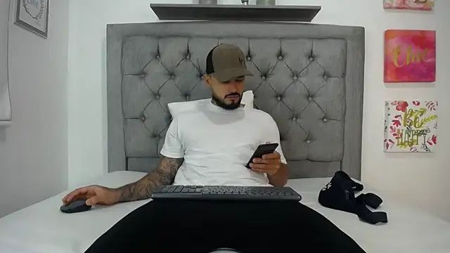 Emma beautifull online show from January 4, 2025, 12:16 am