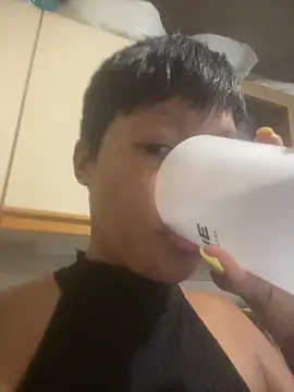 NAUGHTYSHALOTXX online show from March 9, 2026, 4:10 pm