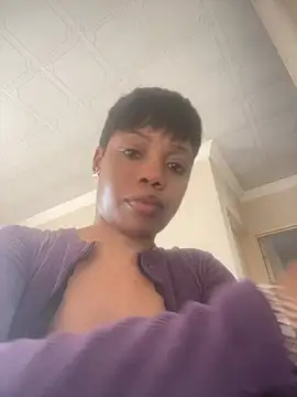 NAUGHTYSHALOTXX online show from July 31, 2026, 2:05 pm