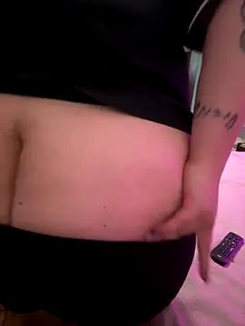 Mizztikaa online show from October 6, 2025, 5:13 pm