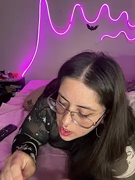 Mizztikaa online show from March 16, 2025, 10:42 pm