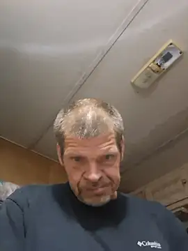 Snapshot of swervenherb chatting on July 7, 2026, 1:14 pm swervenherb online show from July 7, 2026, 1:14 pm