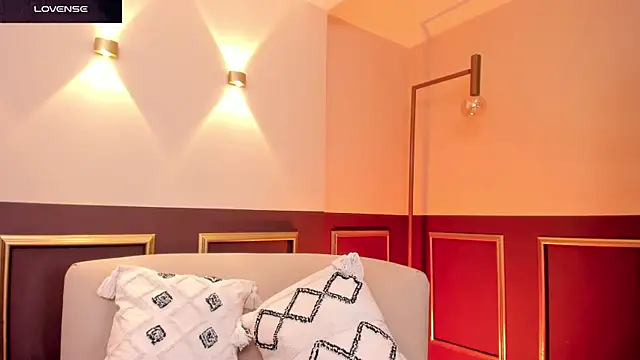 morganlake  online show from April 5, 2026, 3:35 am