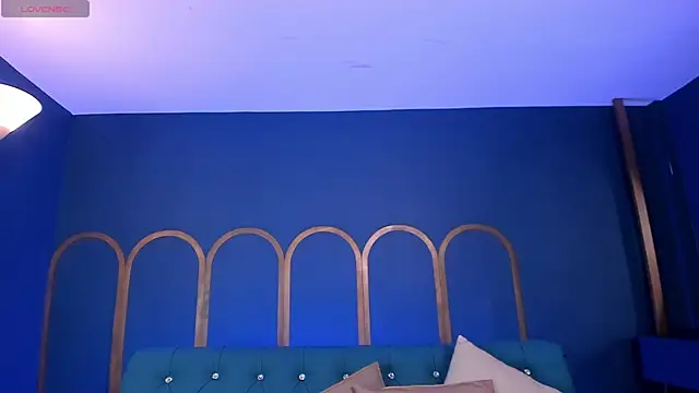 morganlake  online show from September 14, 2025, 3:40 am