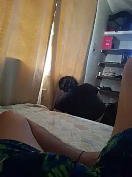 leoytessa 10 online show from November 30, 2025, 4:52 pm