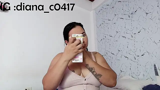 leoytessa 10 online show from November 14, 2025, 1:04 pm