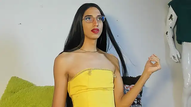 CharlotteLauren online show from September 18, 2025, 11:52 pm